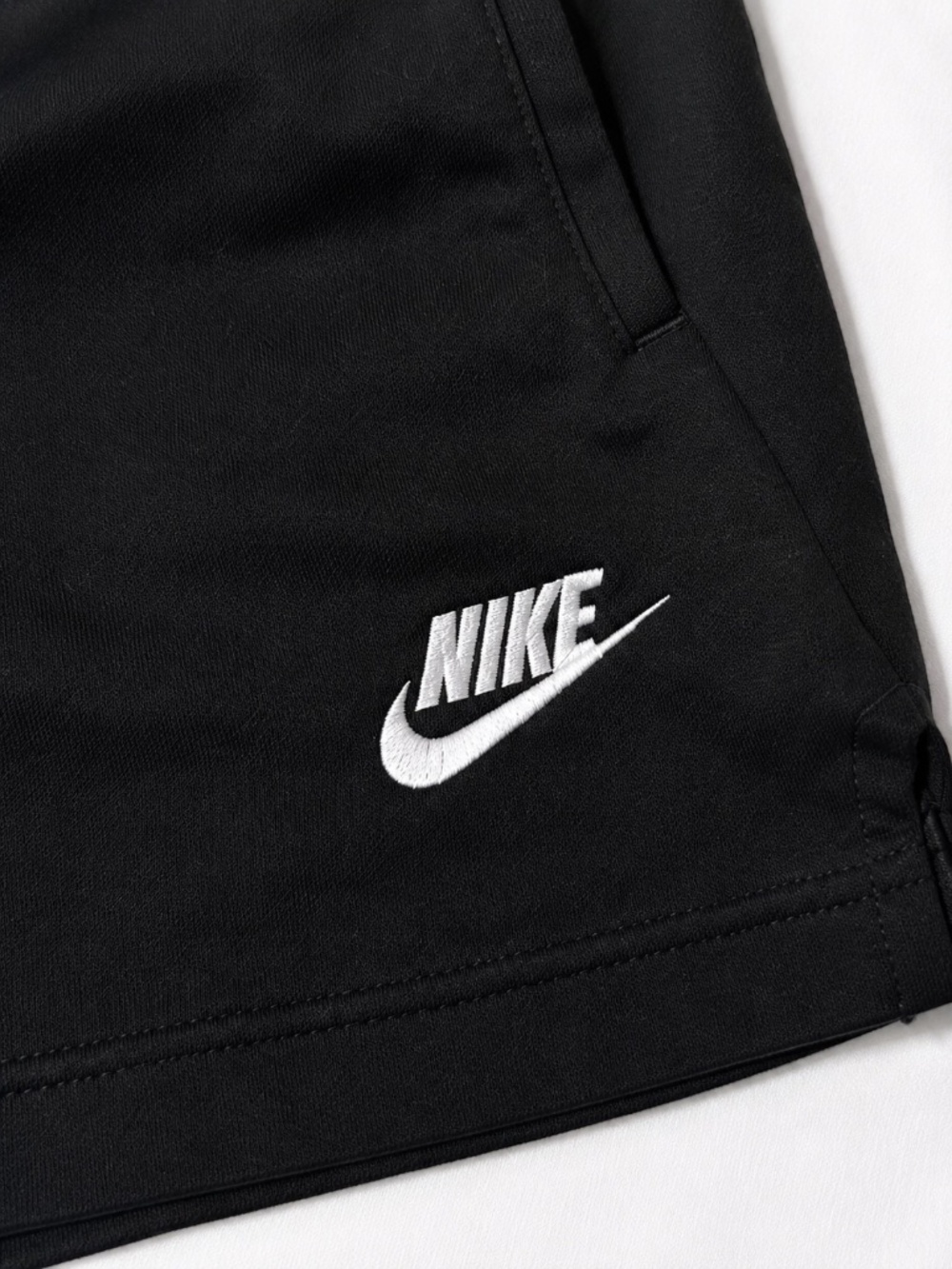 Nike Girls Black Fleece Shorts Youth Large Embroidered Logo Pockets Cotton - Picture 5 of 9